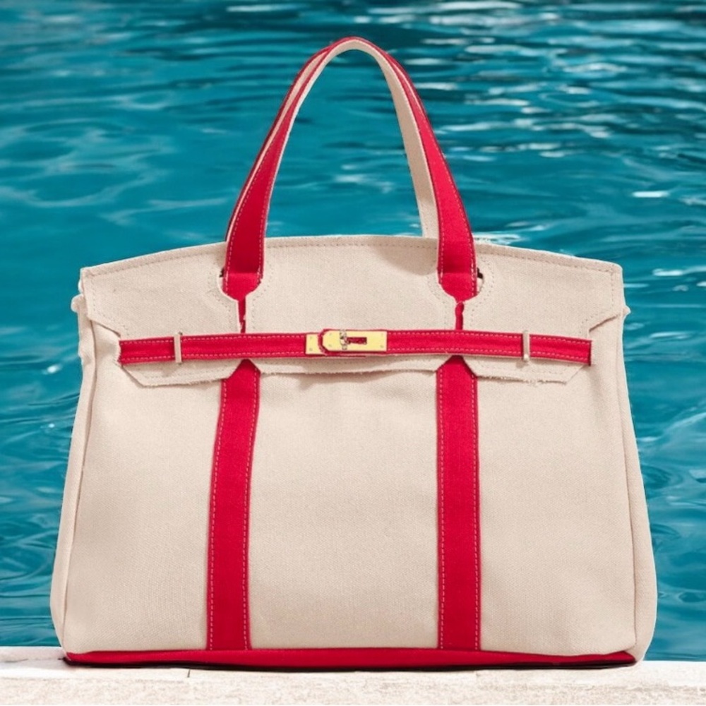 Luxury style canvas boat tote red strap and gold hardware - Picture 4 of 4